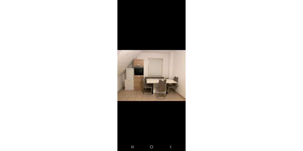Dachgeschoßwohnung Oberhausen Rothebusch - 2 Zimmer, 53 m&sup2;, 450&euro; | Angebot:26611421