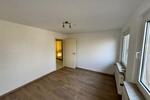 Dachgeschoßwohnung Duisburg Duisburg-Mitte - 4 Zimmer, 86 m&sup2;, 645&euro; | Angebot:25972396