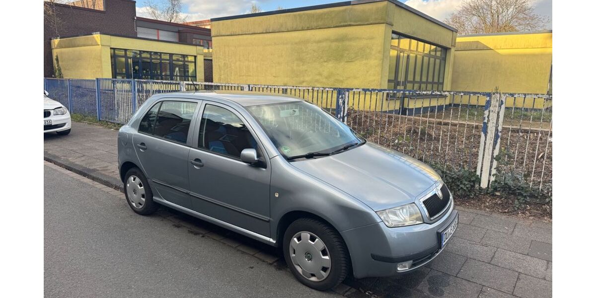 Skoda Fabia 155.000 km 2.320 &euro; Duisburg 47166