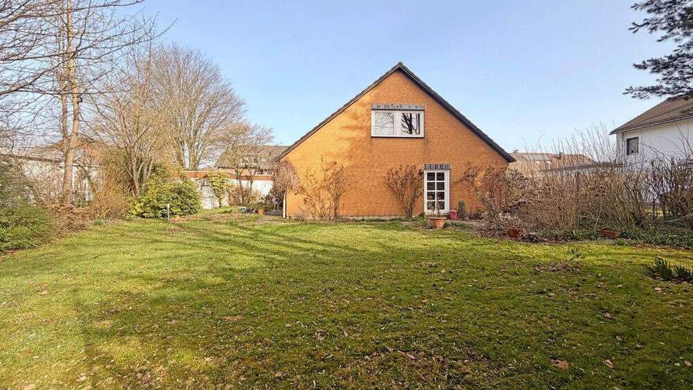 Einfamilienhaus Moers Utfort - 5 Zimmer, 203 m&sup2;, 420.000&euro; | Angebot:25684460