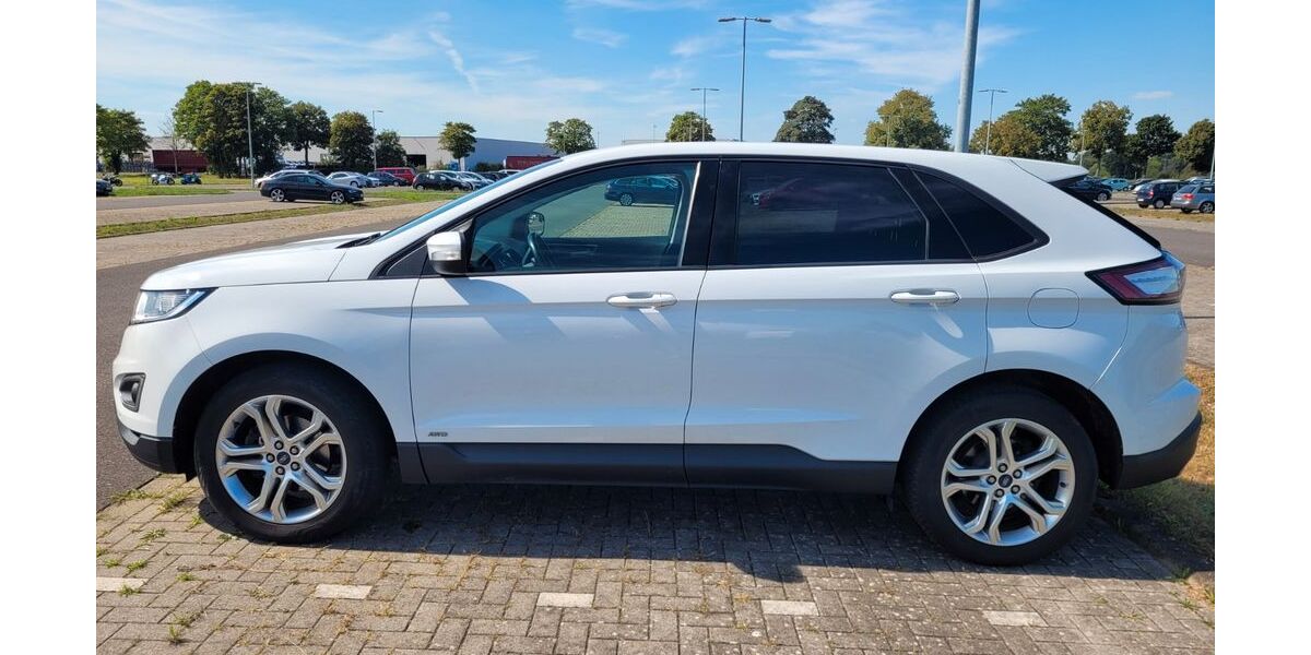 Ford Edge 157.500 km 11.900 &euro; Alpen 46519