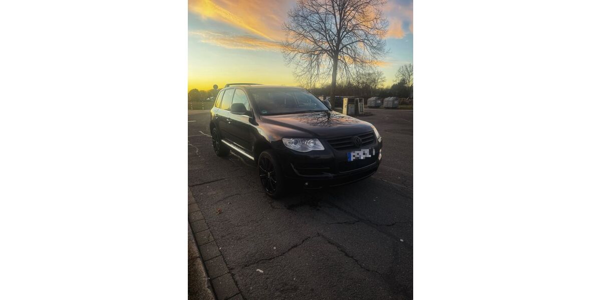 VW Touareg 294.000 km 7.200 &euro; Wesel 46487