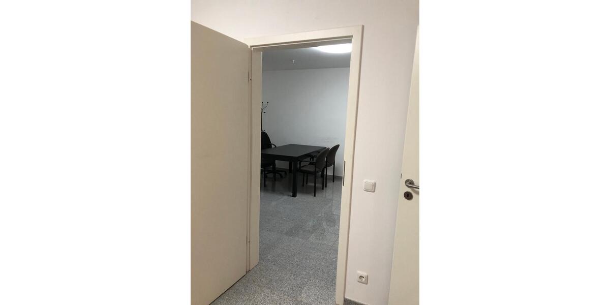 Gewerbeobjekt Oberhausen - 650&euro; | Angebot:25245949