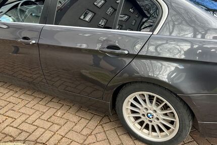 BMW 325 297.641 km 4.000 &euro; Duisburg 47166