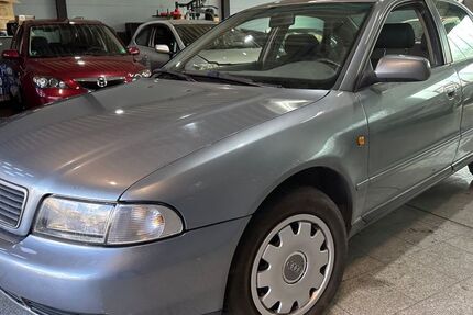 Audi A4 116.800 km 2.450 &euro; Duisburg 47059