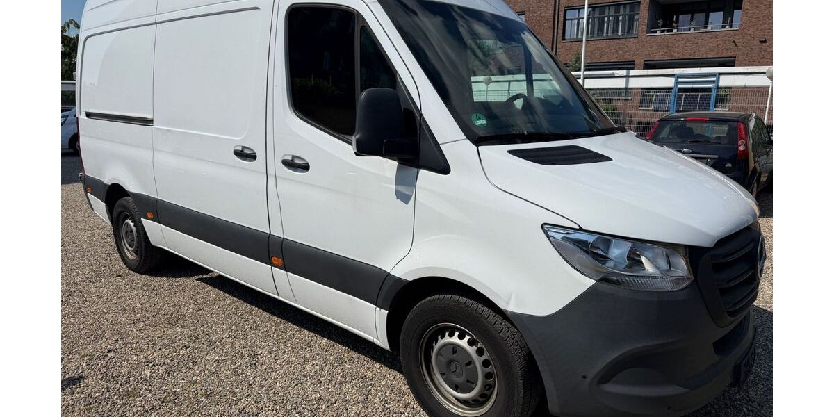 Mercedes-Benz Sprinter 87.000 km 27.400 &euro; Wesel 46485