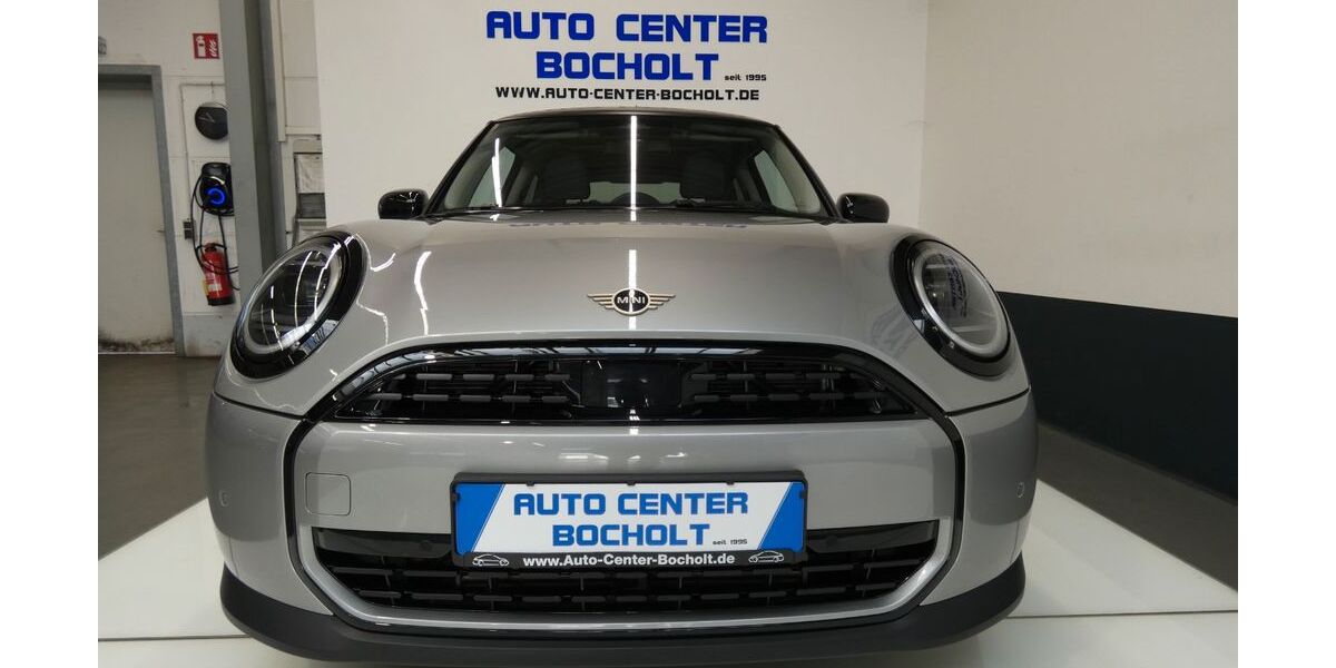 Mini Cooper 21.154 km 26.900 &euro; Bocholt 46395