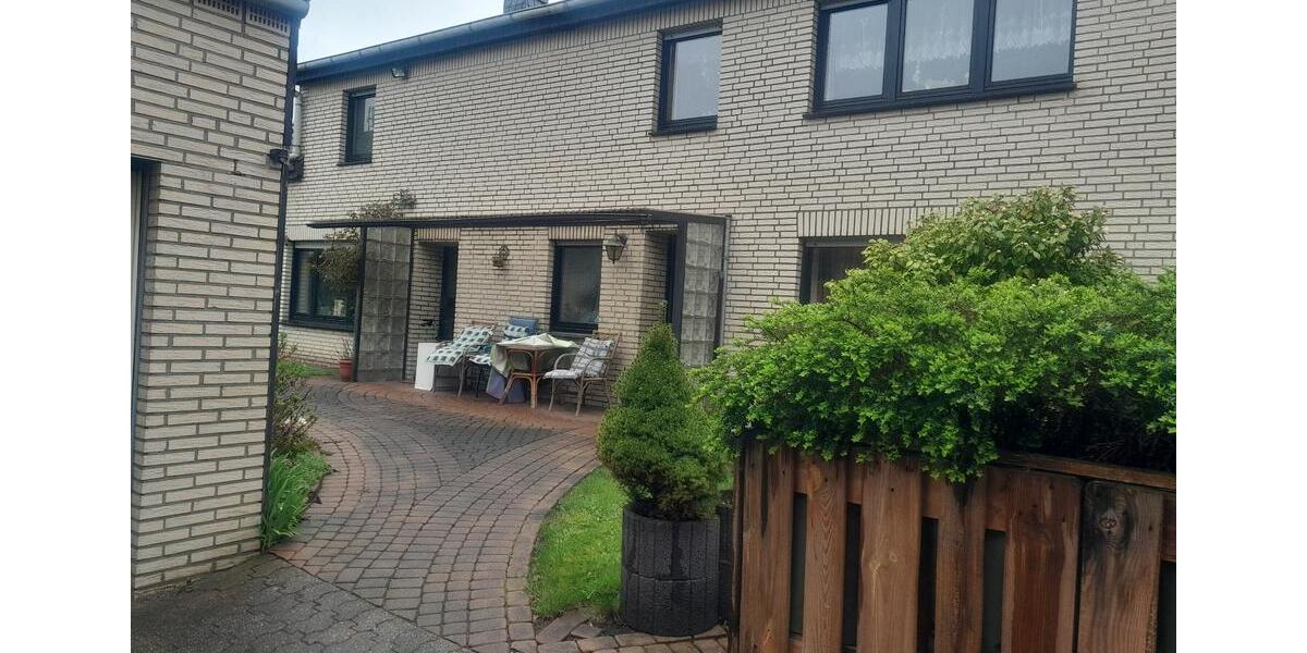 Einfamilienhaus Moers Schwafheim - 5.5 Zimmer, 132 m&sup2;, 1.000&euro; | Angebot:25905817