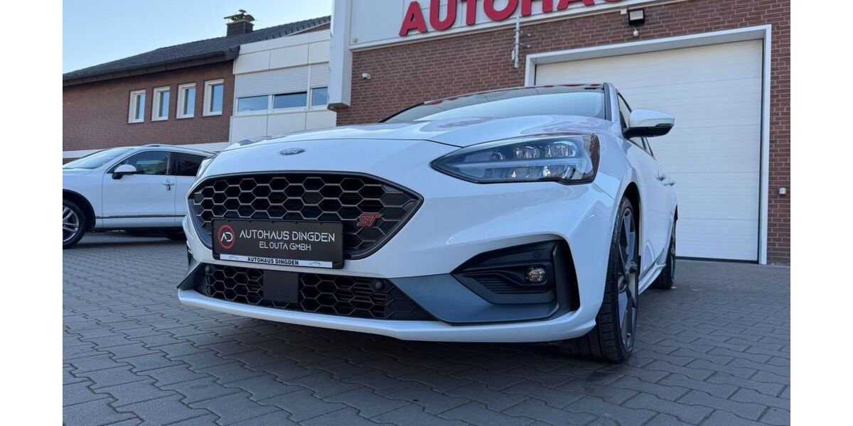 Ford Focus 20.000 km 26.990 &euro; Hamminkeln 46499