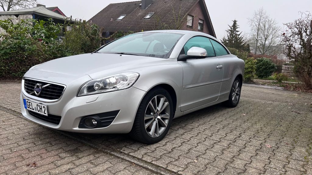 Volvo C70 181.300 km 7.400 &euro; Kevelaer 47623