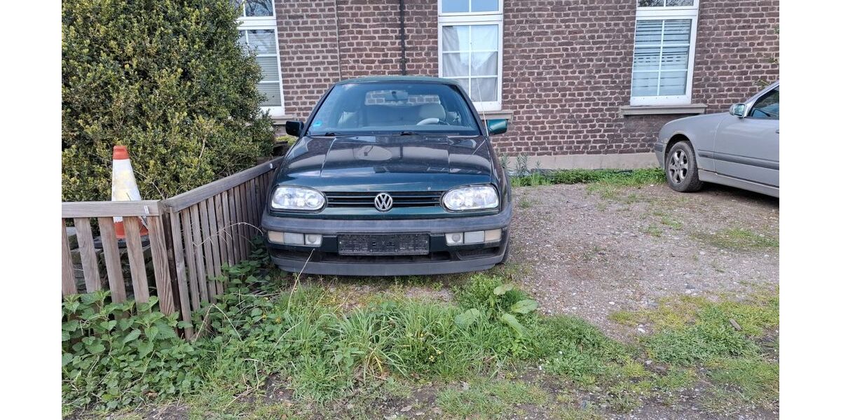 VW Golf 300.000 km 2.000 &euro; Weeze 47652
