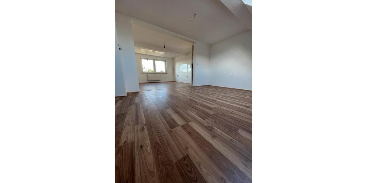 Dachgeschoßwohnung Kamp-Lintfort Lintfort - 2 Zimmer, 46 m&sup2;, 650&euro; | Angebot:25633275