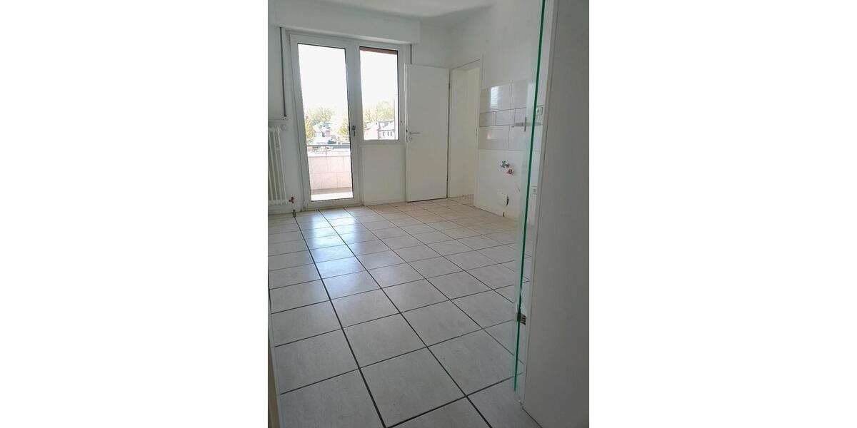 Etagenwohnung Oberhausen Biefang - 4 Zimmer, 98 m&sup2;, 860&euro; | Angebot:26640765