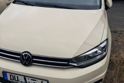 VW Touran 262.200 km 13.300 &euro; Duisburg 47269