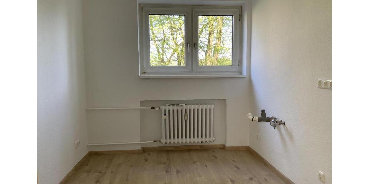 Erdgeschoßwohnung Gelsenkirchen Gelsenkirchen-Nord - 3 Zimmer, 63 m&sup2;, 439&euro; | Angebot:25298973