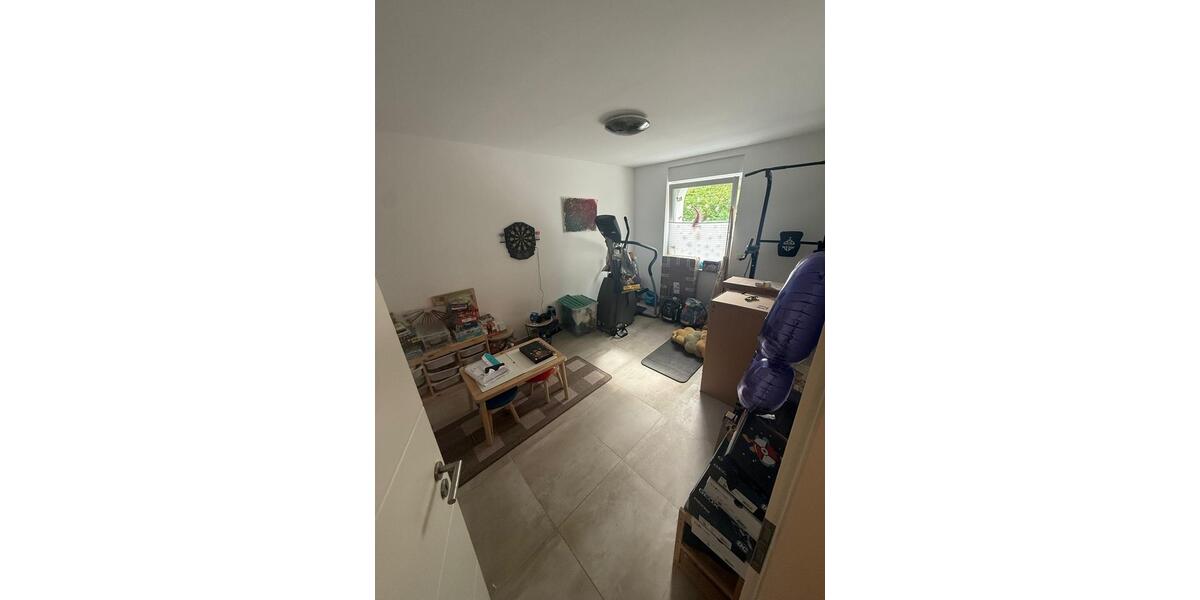Erdgeschoßwohnung Duisburg Duisburg-Mitte - 3 Zimmer, 88 m&sup2;, 1.700&euro; | Angebot:26617709
