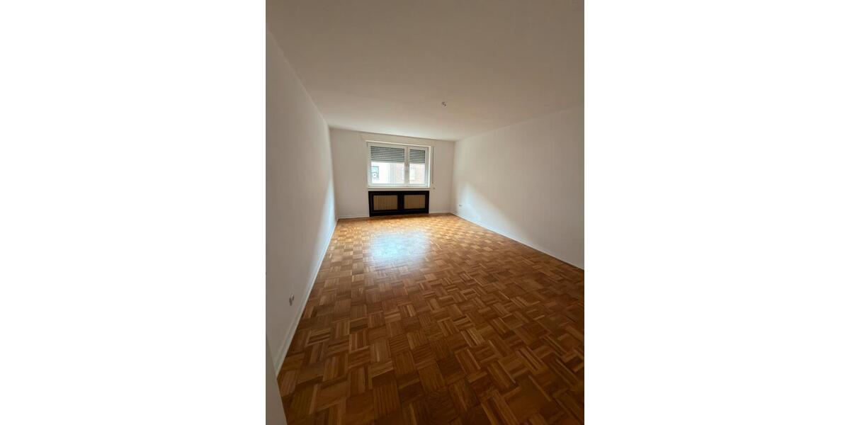 Etagenwohnung Duisburg Laar - 3 Zimmer, 85 m&sup2;, 550&euro; | Angebot:25876258