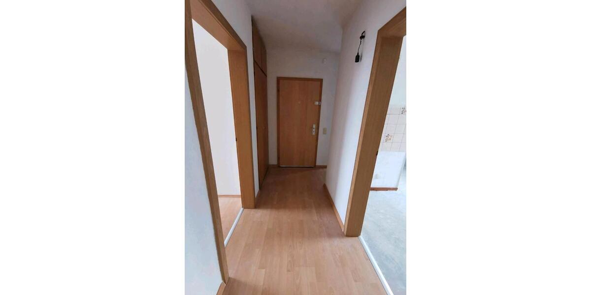 Dachgeschoßwohnung Geldern - 5 Zimmer, 110 m&sup2;, 1.250&euro; | Angebot:26549872