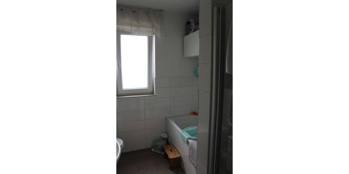 Etagenwohnung Neukirchen-Vluyn Neukirchen - 3 Zimmer, 101 m&sup2;, 1.200&euro; | Angebot:26703076