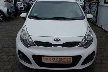 Kia Rio 145.000 km 3.990 &euro; Bottrop 46242