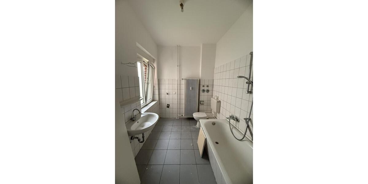 Erdgeschoßwohnung Duisburg Hamborn - 3.5 Zimmer, 71 m&sup2;, 437&euro; | Angebot:26627534