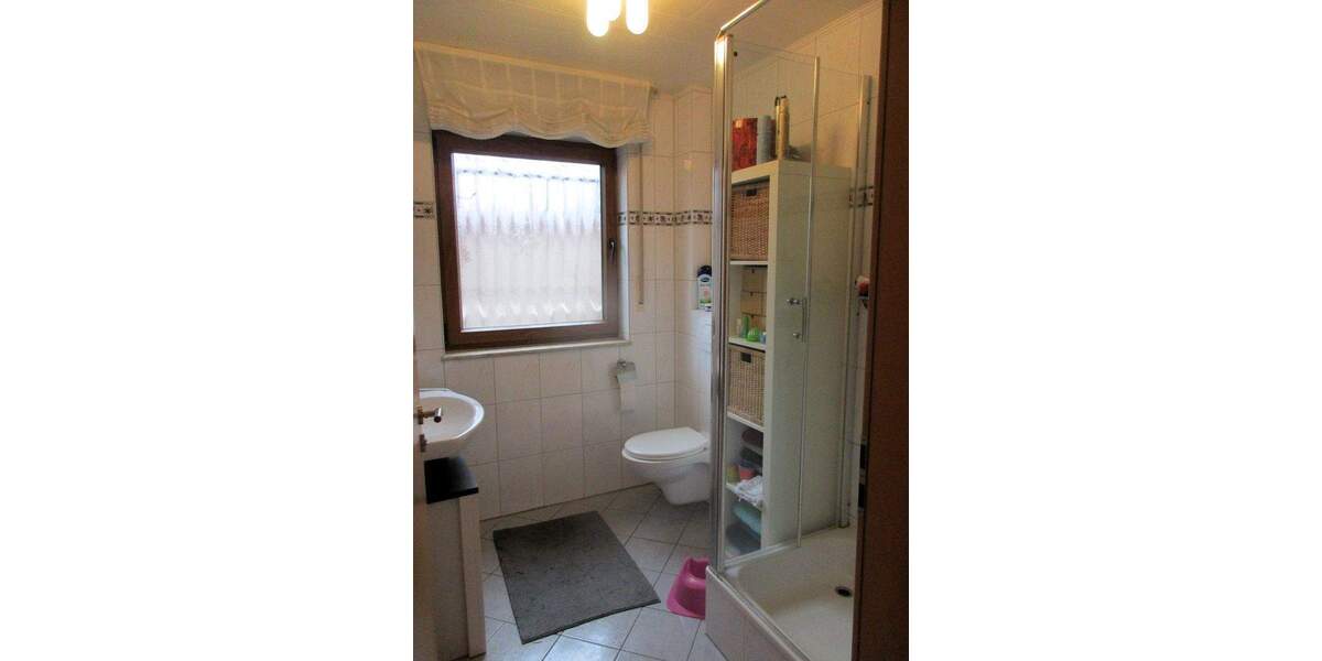 Reihenendhaus Dinslaken Innenstadt - 7 Zimmer, 230 m&sup2;, 599.000&euro; | Angebot:25718896