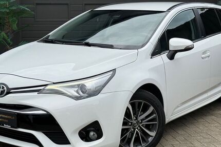 Toyota Avensis 117.784 km 11.599 &euro; Borken 46325