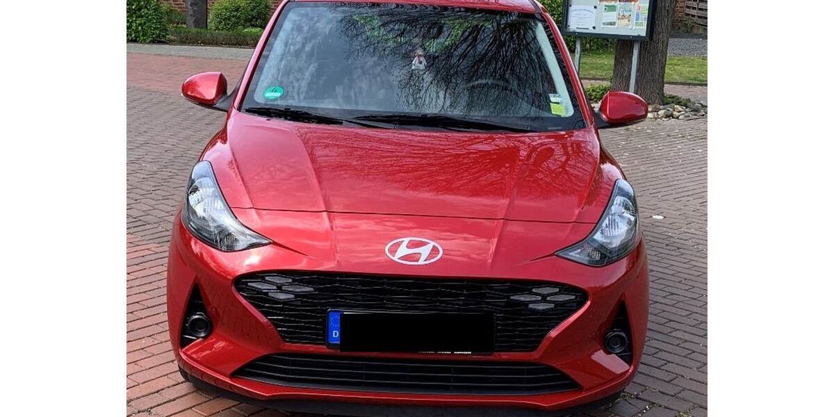 Hyundai i10 9.673 km 12.500 &euro; Xanten 46509