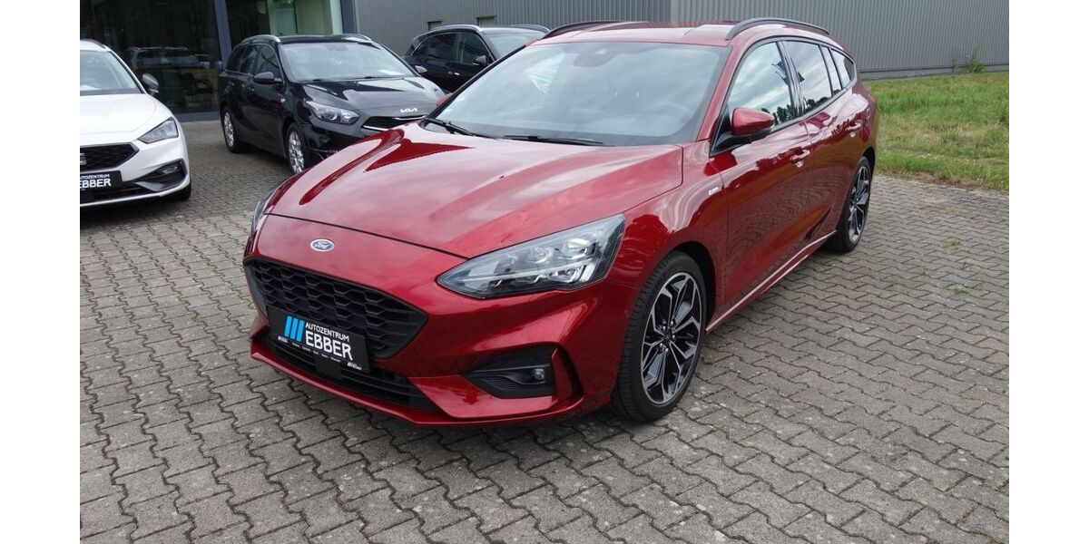 Ford Focus 23.300 km 20.472 &euro; Rees 46459