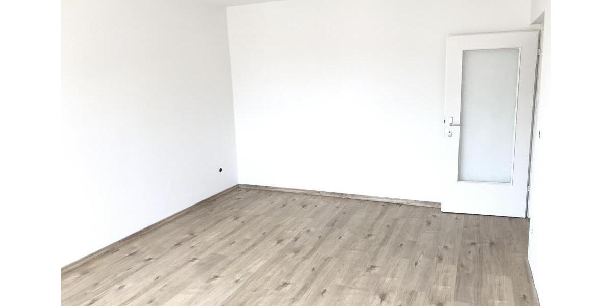 Etagenwohnung Duisburg Ruhrort - 3 Zimmer, 72 m&sup2;, 559&euro; | Angebot:17868249