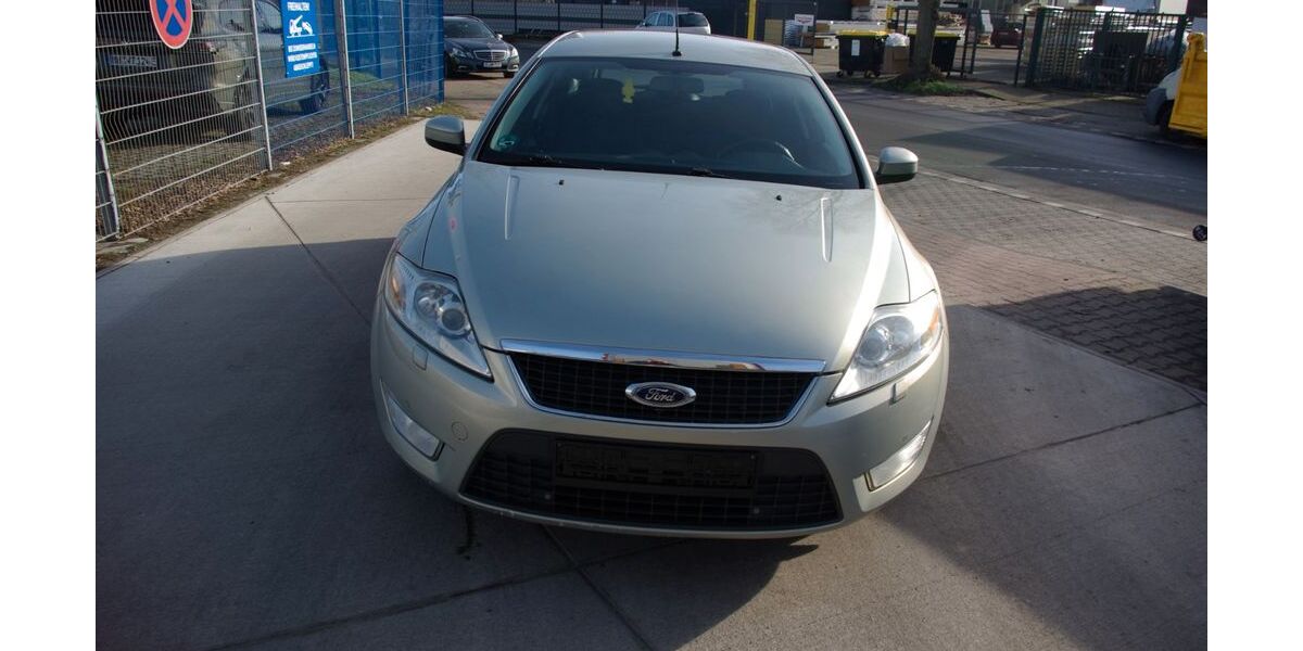 Ford Mondeo 269.000 km 3.300 &euro; Bottrop 46242