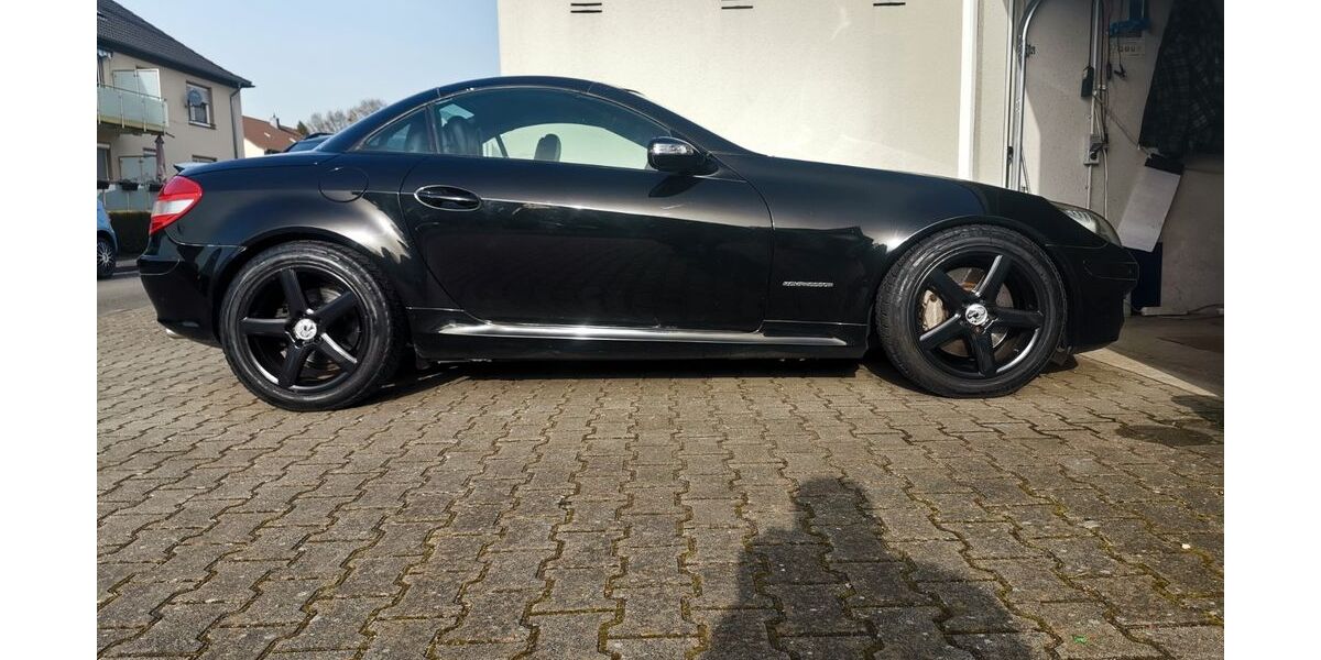 Mercedes-Benz SLK 200 141.239 km 7.999 &euro; Rheinberg 47495