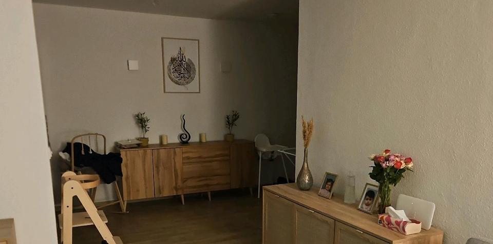 Etagenwohnung Dinslaken Lohberg - 3.5 Zimmer, 74 m&sup2;, 1.085&euro; | Angebot:25865869
