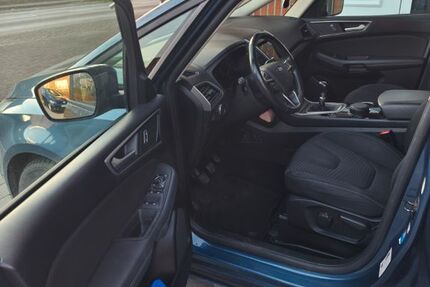 Ford S-Max 110.000 km 15.999 &euro; Dorsten 46286