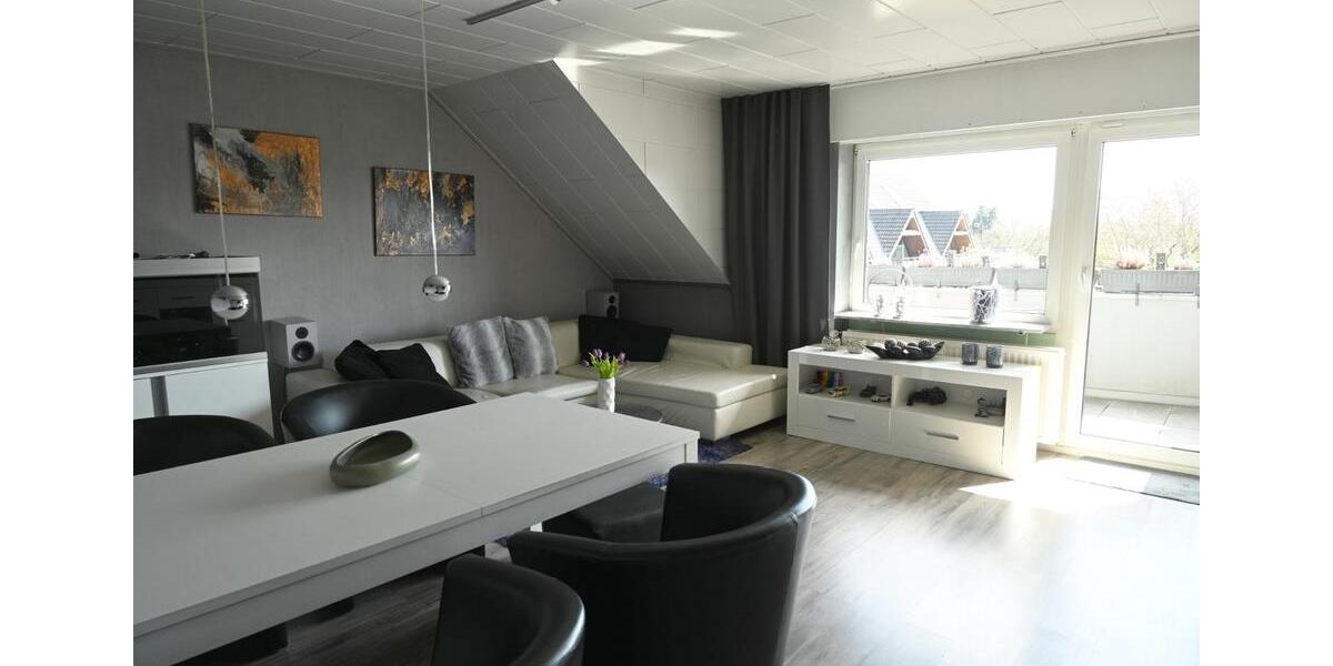 Dachgeschoßwohnung Moers Schwafheim - 3.5 Zimmer, 73 m&sup2;, 249.000&euro; | Angebot:26089785