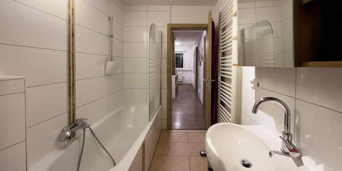 Mehrfamilienhaus, Wohnhaus Bottrop Eigen - 8 Zimmer, 162 m&sup2;, 588.000&euro; | Angebot:25746031