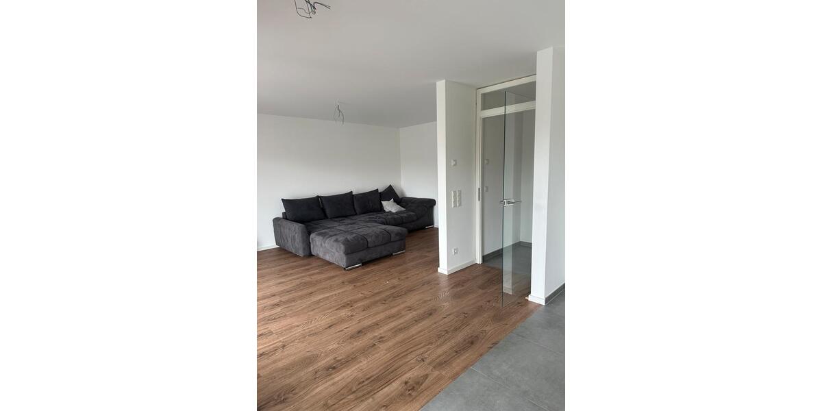 Etagenwohnung Geldern - 3 Zimmer, 86 m&sup2;, 1.140&euro; | Angebot:25961240