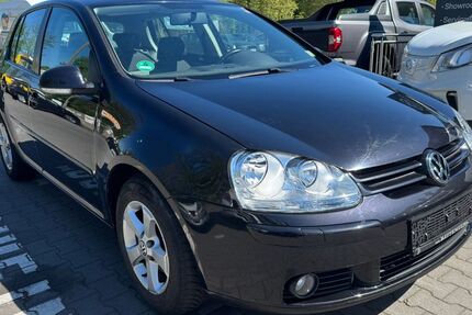 VW Golf 104.000 km 4.490 &euro; Bottrop 46238