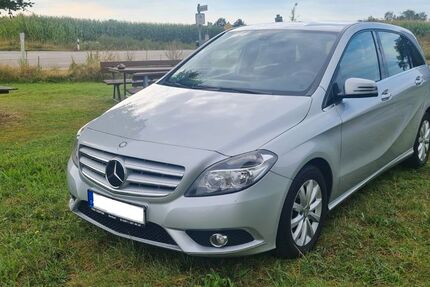 Mercedes-Benz B 180 98.900 km 9.450 &euro; Borken 46325