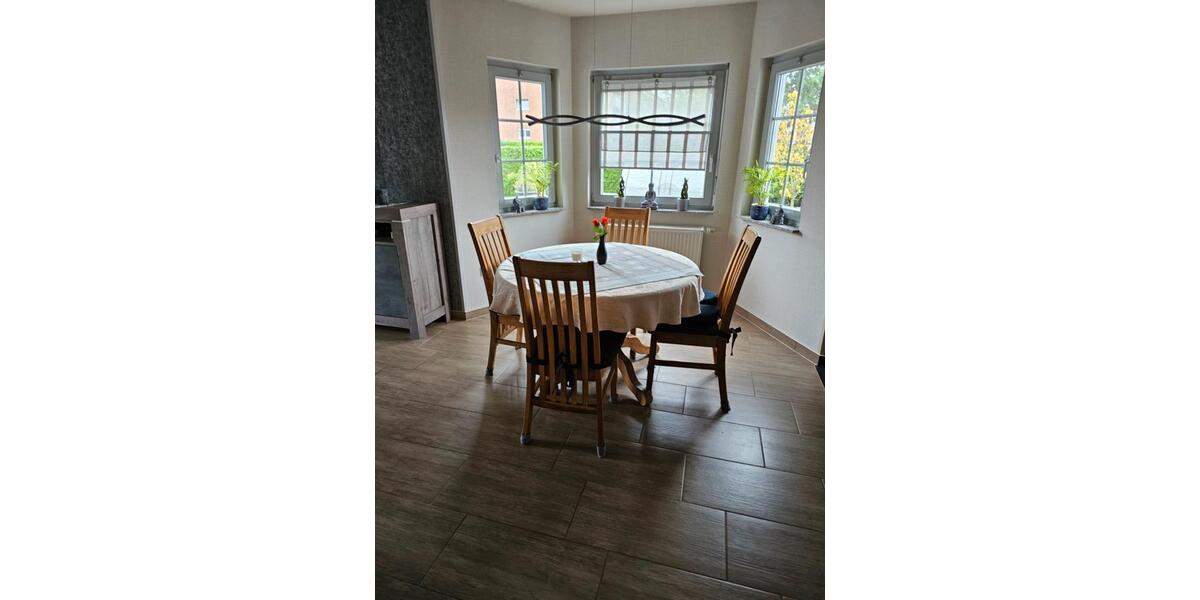 Einfamilienhaus Weeze - 7 Zimmer, 176 m&sup2;, 549.000&euro; | Angebot:27070659