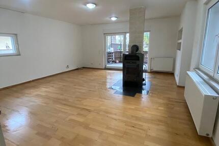 Wohnung Oberhausen - 1 Zimmer, 110 m&sup2;, 1.425&euro; | Angebot:25967591