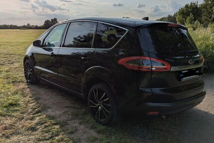 Ford S-Max 227.340 km 4.800 &euro; Voerde 46562