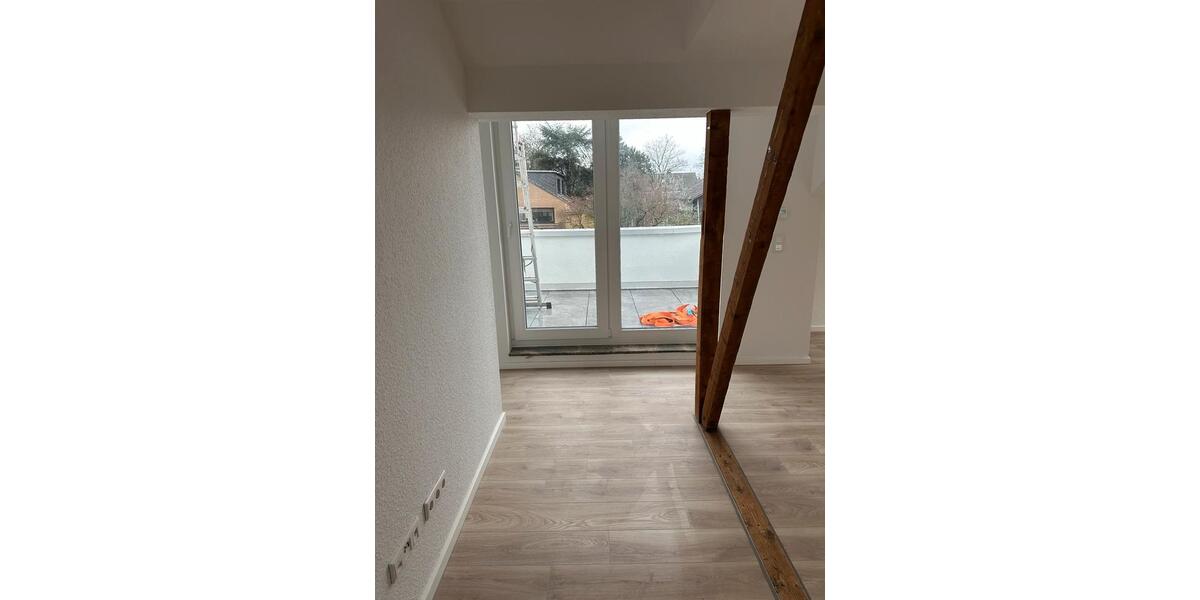 Dachgeschoßwohnung Oberhausen Rothebusch - 2 Zimmer, 67 m&sup2;, 780&euro; | Angebot:25591756