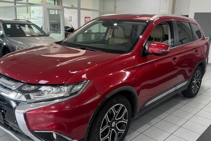 Mitsubishi Outlander 161.000 km 7.899 &euro; kevelaer 47623