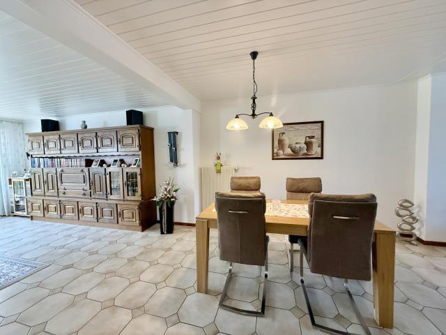 Reihenhaus Bocholt Feldmark - 5 Zimmer, 145 m&sup2;, 1.900&euro; | Angebot:25811167