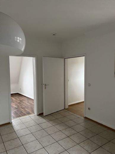 Etagenwohnung Duisburg Dellviertel - 3 Zimmer, 78 m&sup2;, 550&euro; | Angebot:26683998