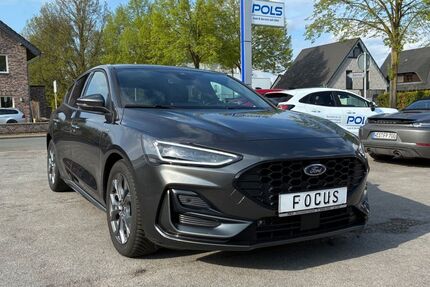 Ford Focus 14.000 km 24.590 &euro; Hamminkeln-Dingden 46499