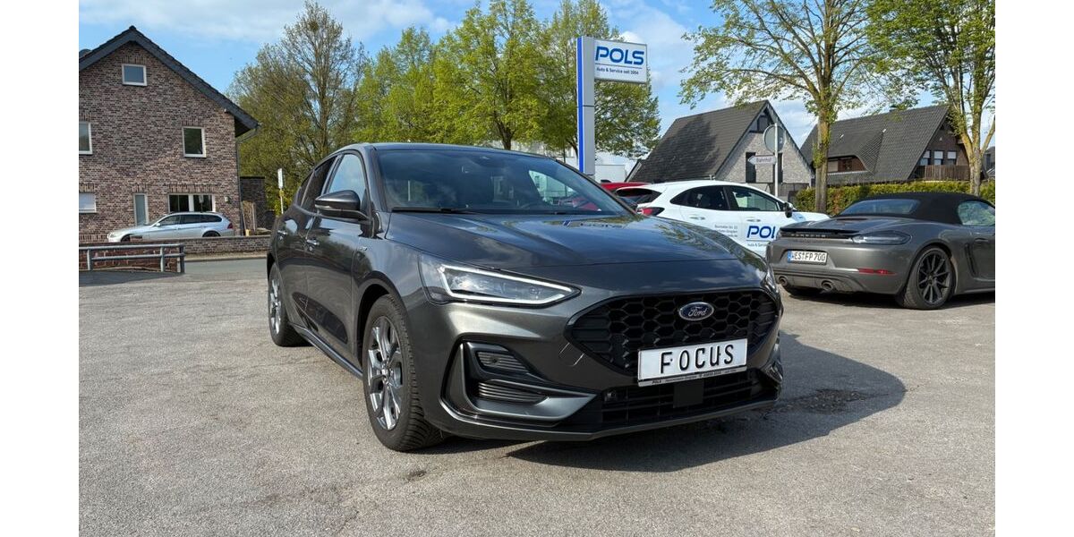 Ford Focus 14.000 km 24.590 &euro; Hamminkeln-Dingden 46499