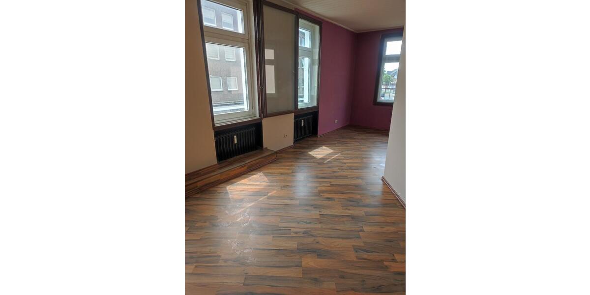 Etagenwohnung Dinslaken Lohberg - 3.5 Zimmer, 90 m&sup2;, 530&euro; | Angebot:26639544