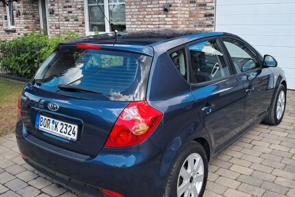 Kia ceed / Ceed 167.000 km 3.150 &euro; Isselburg 46419